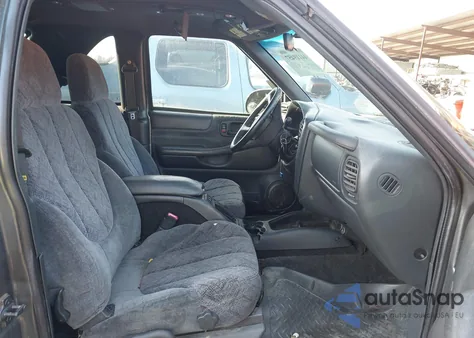 2001 GMC Jimmy Sls W/1Sb z USA, uszkodzony, nr VIN 1GKCT18W71K175407